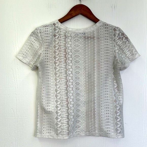 Zara - Bright Floral White Lace Short Sleeve Top Size Small - Picture 10 of 11